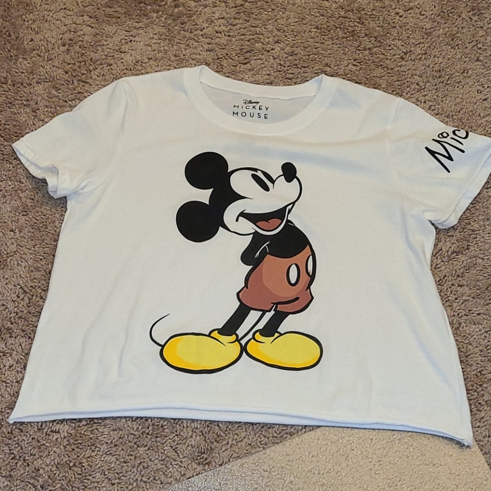 Mickey Mouse crop tee